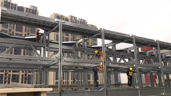 冷卻塔填料對工業塔必不可少的配件之一,冷卻塔填料