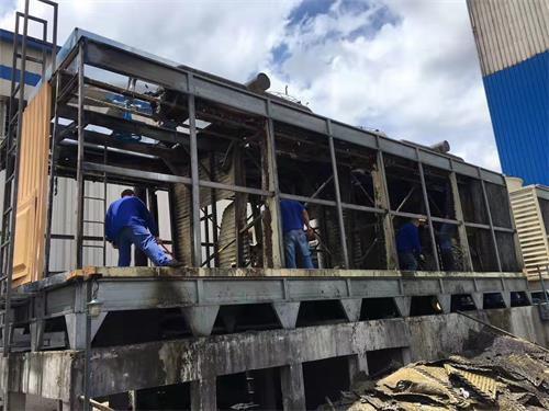 中高頻設(shè)備閉式冷卻塔管道材質(zhì)選擇(不銹鋼閉式冷卻塔安裝廠家)